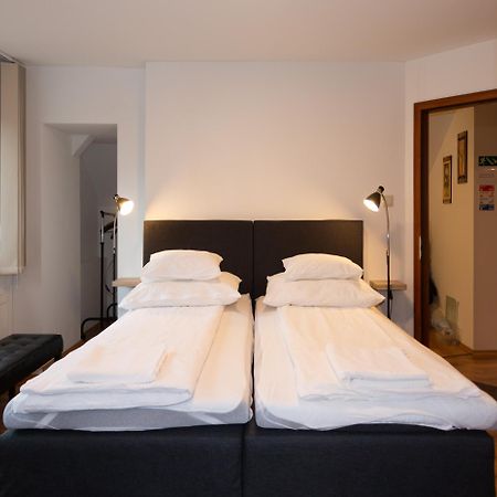 Poroszlay Apartman Debrecen Exteriör bild