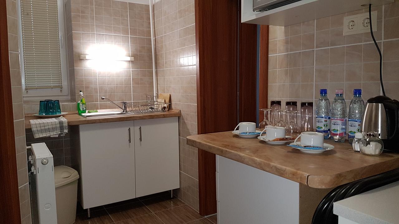 Poroszlay Apartman Debrecen Exteriör bild